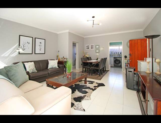2 BEDROOM APARTMENT FOR SALE IN RIVONIA